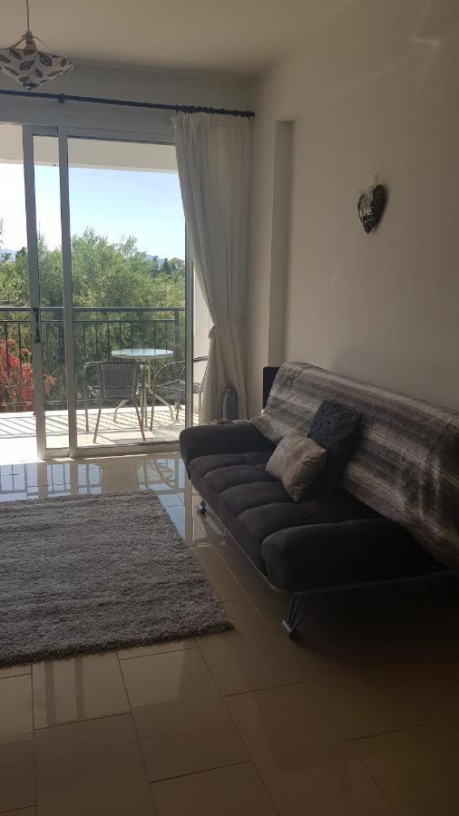 Apartment Oasis Polis Kültér fotó