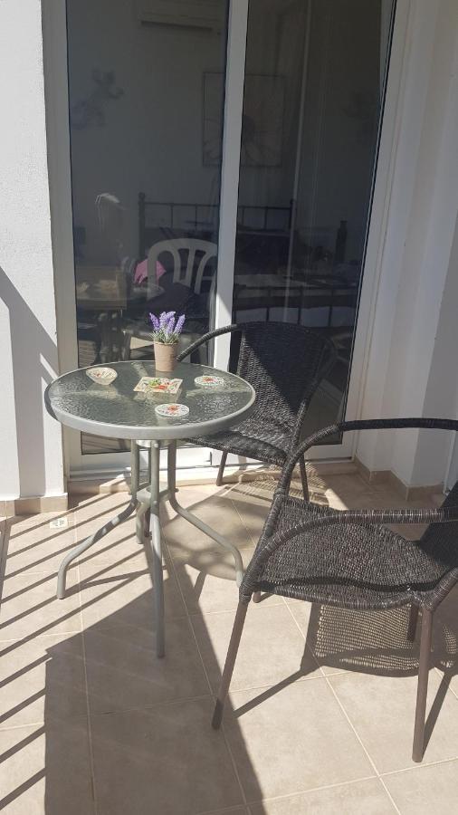 Apartment Oasis Polis Kültér fotó
